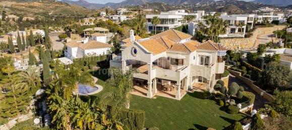 Вилла с 5 спальнями в Малага, Испания № 89218 11