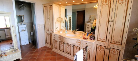 5 Schlafzimmer Villa in Rosignano Marittimo, Italy, Nr. 173835 11