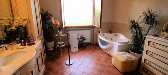 5 Schlafzimmer Villa in Rosignano Marittimo, Italy, Nr. 173835 12