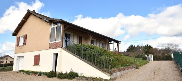 3 bedrooms Castles in Treteau, France No. 192314 2