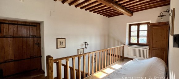 5 bedrooms Commercial property in Cetona, Italy No. 53652 8