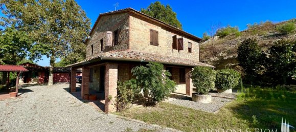 5 bedrooms Commercial property in Cetona, Italy No. 53652 3