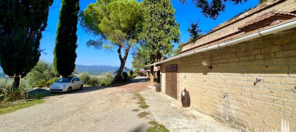 5 bedrooms Commercial property in Cetona, Italy No. 53652 23