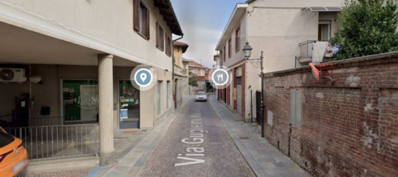 4 rooms Apartment in Chieri, Italy No. 201837 2