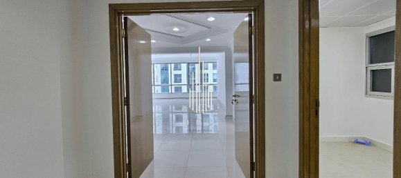 Apartamento T3 em Corniche Road, UAE N.º 40244 5
