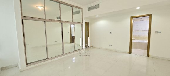 Apartamento T3 em Corniche Road, UAE N.º 40244 9