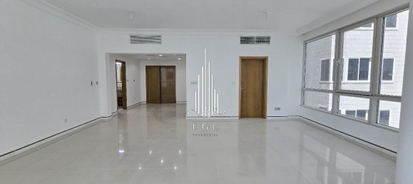 Apartamento T3 em Corniche Road, UAE N.º 40244 4