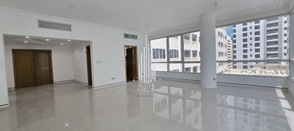 Apartamento T3 em Corniche Road, UAE N.º 40244 3