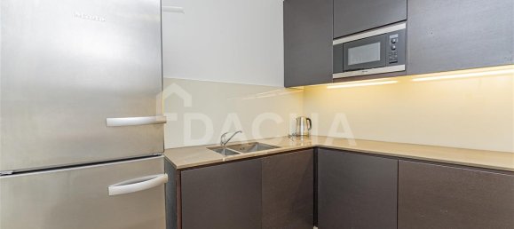 1 room Office in Downtown Dubai (Downtown Burj Dubai), UAE No. 7583 4