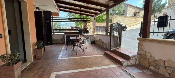 4 bedrooms Apartment in Zumpano, Italy No. 362504 6