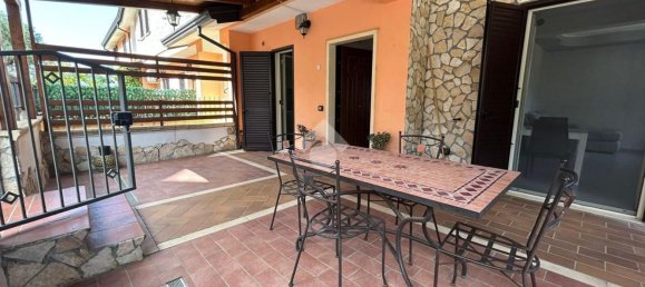 4 bedrooms Apartment in Zumpano, Italy No. 362504 8