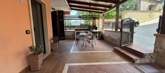 4 bedrooms Apartment in Zumpano, Italy No. 362504 7
