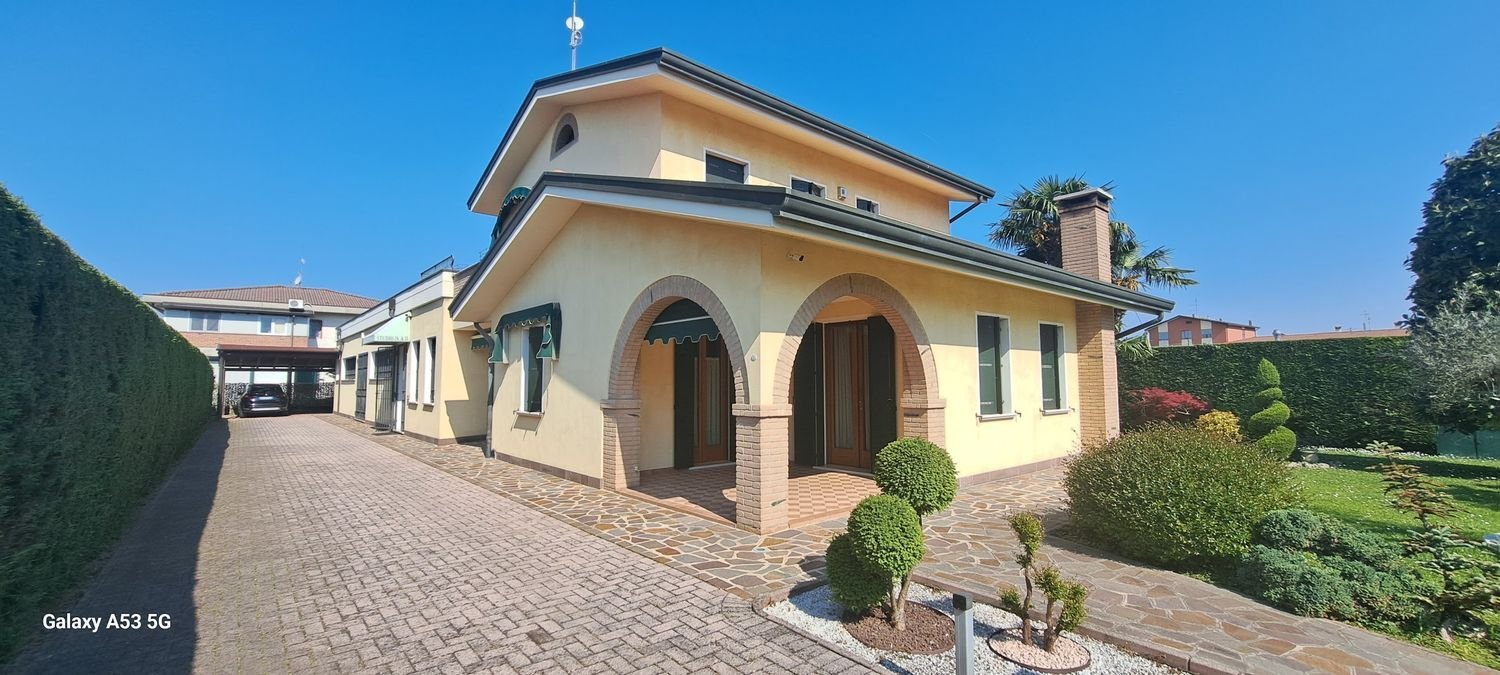 15-Zimmer Villa in Brugine, Italy, Nr. 257209