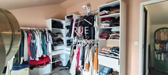 3 bedrooms House in Bressuire, France No. 294016 9