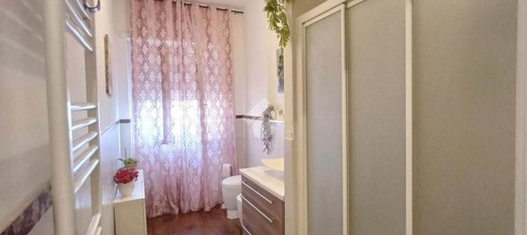 Квартира с 3 комнатами в Рим, Италия № 174940 19