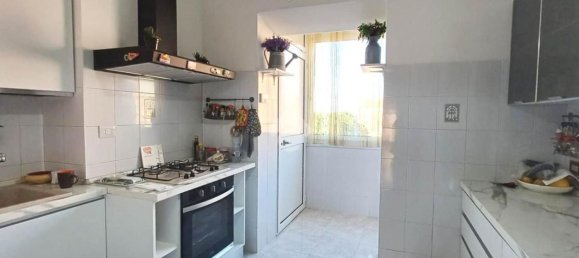 Квартира с 3 комнатами в Рим, Италия № 174940 12