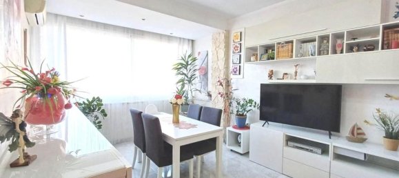 Квартира с 3 комнатами в Рим, Италия № 174940 6