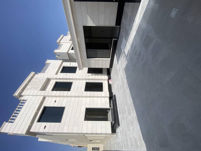 4 bedrooms Villa in Khobar, Saudi Arabia No. 602