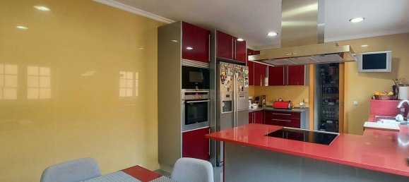 3 bedrooms House in Colares, Portugal No. 49638 16