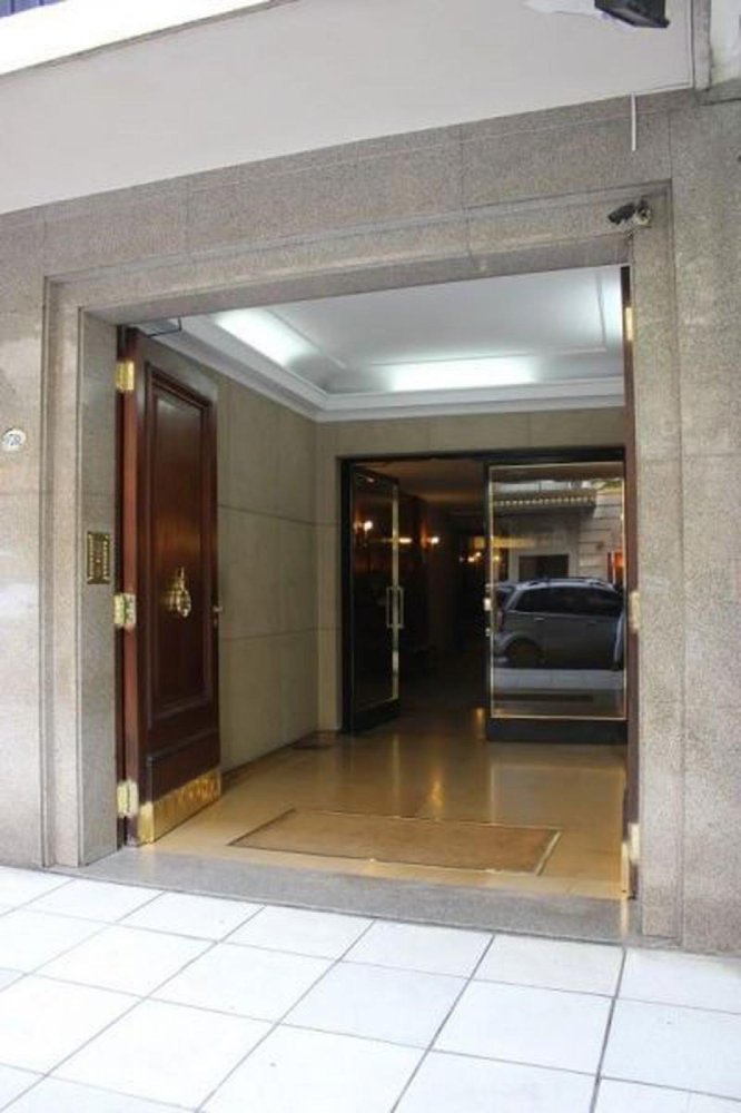 4 bedrooms Apartment in Buenos Aires, Argentina No. 69690