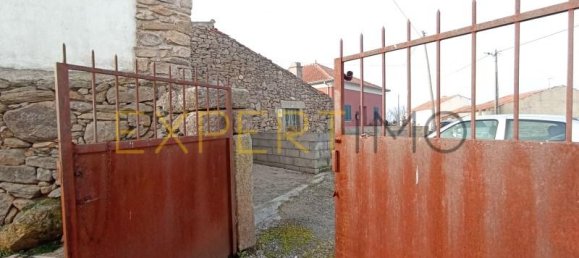3 chambres Maison à Castelo Bom, Portugal No. 15288 12