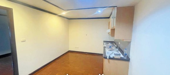 4 bedrooms Condo in Bangkok, Thailand No. 15211 10