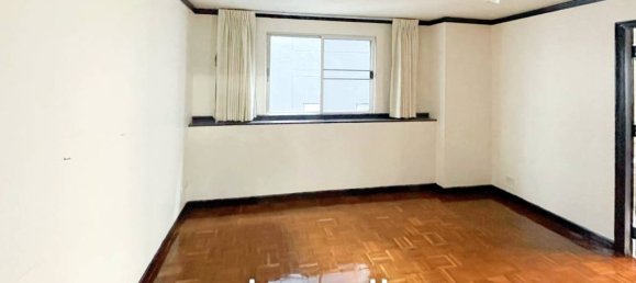 4 bedrooms Condo in Bangkok, Thailand No. 15211 4