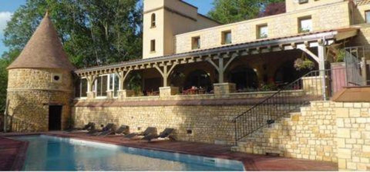 1941m² Office in Sarlat-la-Caneda, France No. 20216