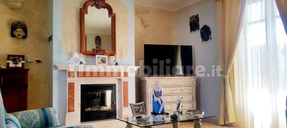 3 bedrooms Villa in Vigevano, Italy No. 85866 10