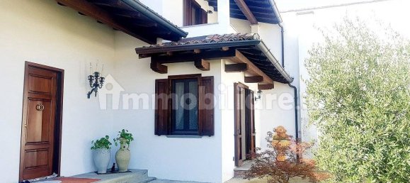 3 bedrooms Villa in Vigevano, Italy No. 85866 4