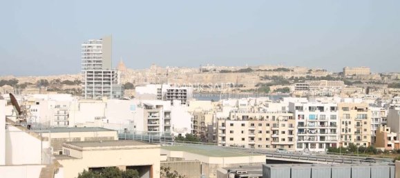 4 bedrooms Villa in Kappara, Malta No. 3300 18