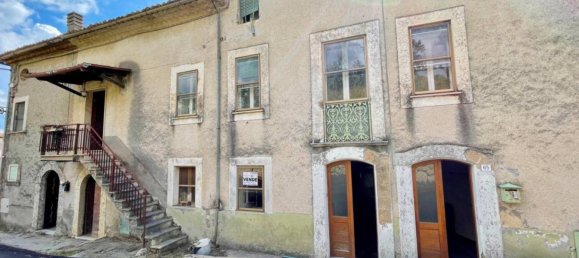 5 bedrooms Building in Arpino, Italy No. 288289 6