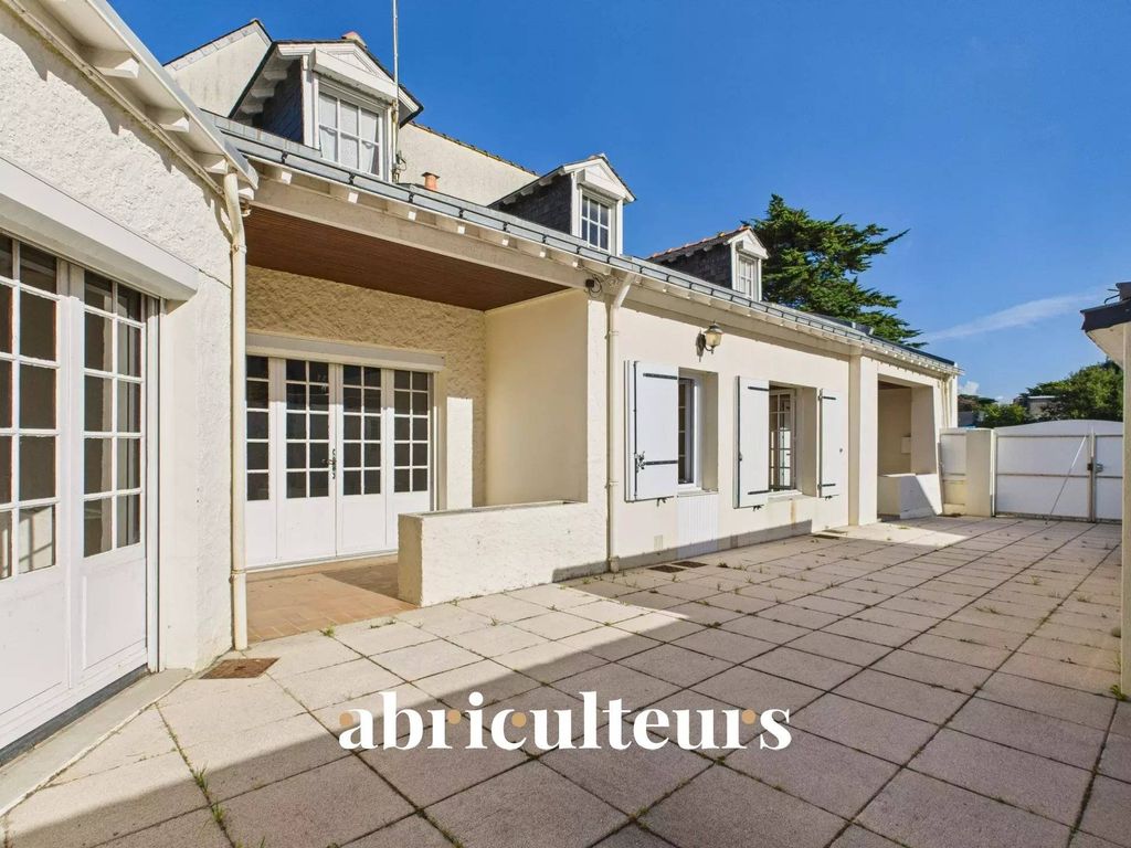 5 غرف نوم قلاع في Batz-sur-Mer, France رقم 346599