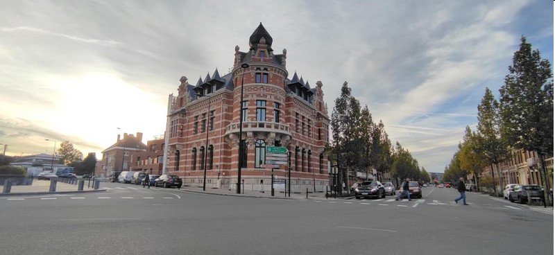 Edificio en Valenciennes, France 780 m² No. 92104