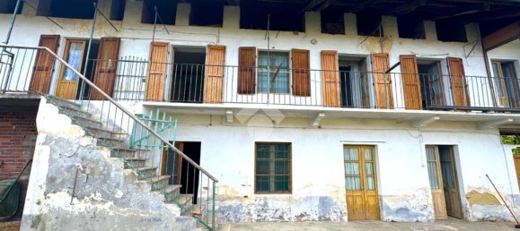 4 bedrooms House in Giaveno, Italy No. 340397 5