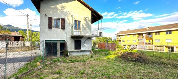 4 bedrooms House in Giaveno, Italy No. 340397 2