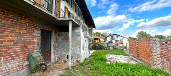 4 bedrooms House in Giaveno, Italy No. 340397 8