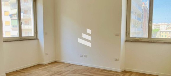 3 bedrooms Apartment in Rome, Italy No. 336602 5