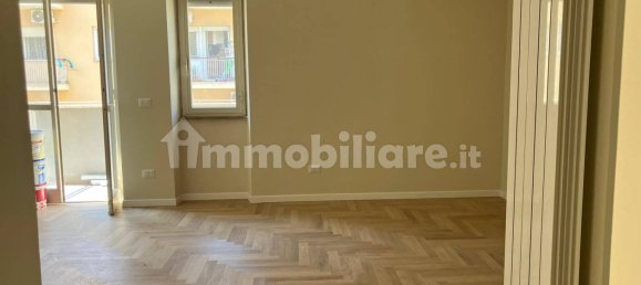 3 bedrooms Apartment in Rome, Italy No. 336602 11
