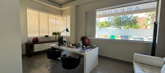 517m² Commercial property in Roquetas de Mar, Spain No. 151260 21