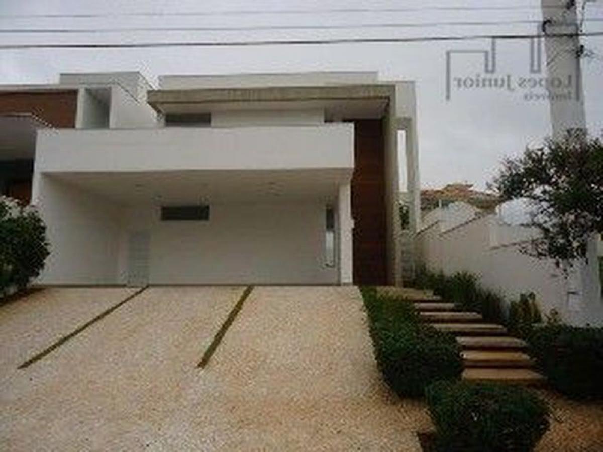 Casa de 3 dormitorios en Sao Paulo, Brazil No. 442768