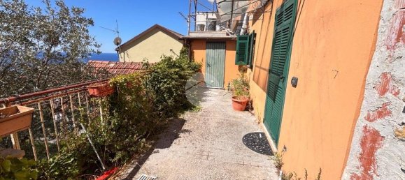 3 Schlafzimmer Haus in Genoa, Italy, Nr. 288830 5