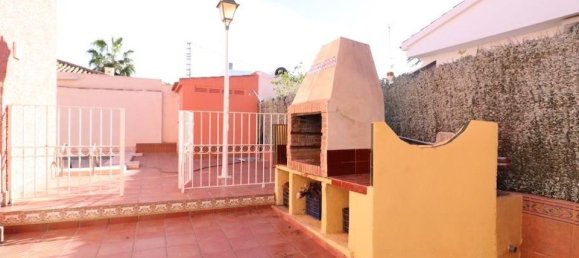 5 bedrooms House in Cabo Roig, Spain No. 183597 7