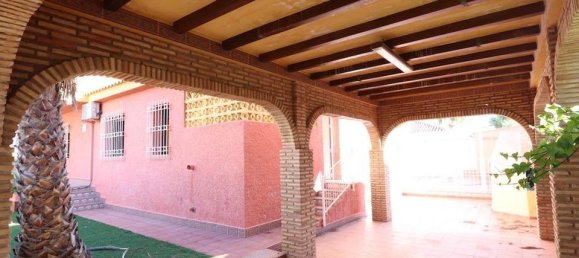 5 bedrooms House in Cabo Roig, Spain No. 183597 6