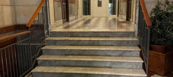 Apartamento de 8 habitaciónes en Palermo, Italy No. 41293 12