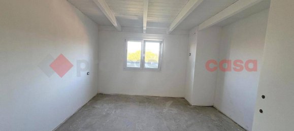 3 rooms Apartment in Tivoli, Italy No. 57949 3