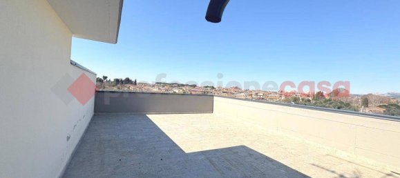 3 rooms Apartment in Tivoli, Italy No. 57949 16