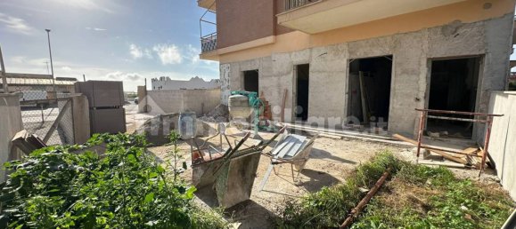 Apartamento T2 em Pomezia, Italy N.º 52534 45