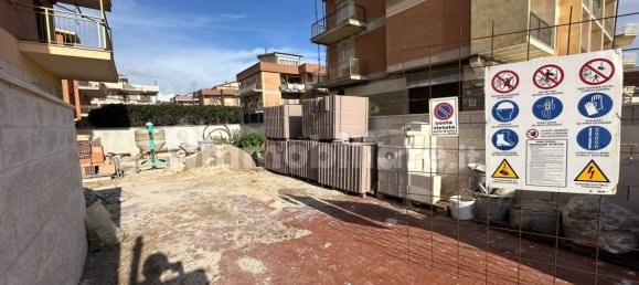 Apartamento T2 em Pomezia, Italy N.º 52534 42