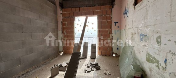 Apartamento T2 em Pomezia, Italy N.º 52534 37